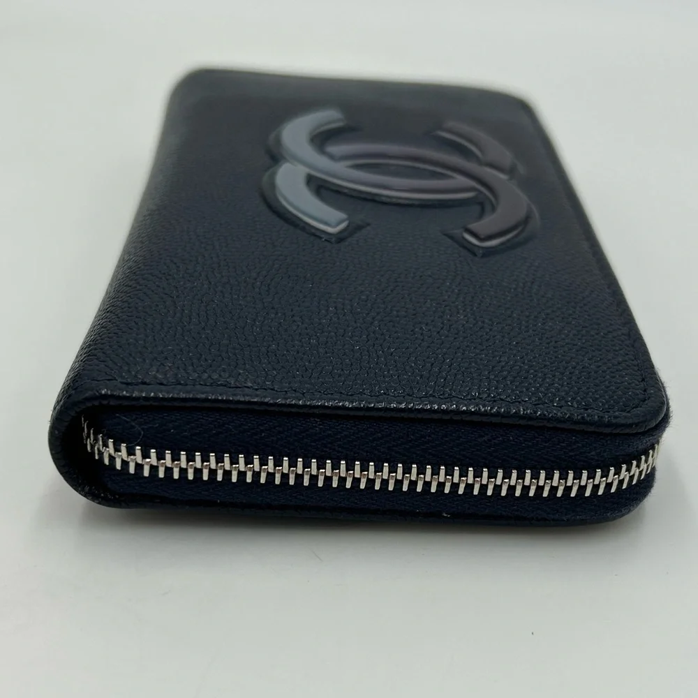 (SOLD) Chanel Medium Blue Leather Zip Wallet (2760****) - Picture 6 of 14